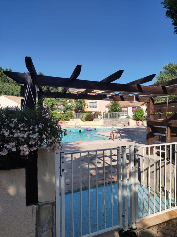 Maisonnette En Residence Avec Piscine Et Tennis Saint-Vallier-de-Thiey Exterior foto