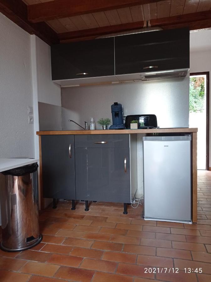Maisonnette En Residence Avec Piscine Et Tennis Saint-Vallier-de-Thiey Exterior foto